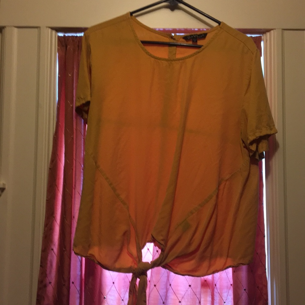 Casual yellow shirt